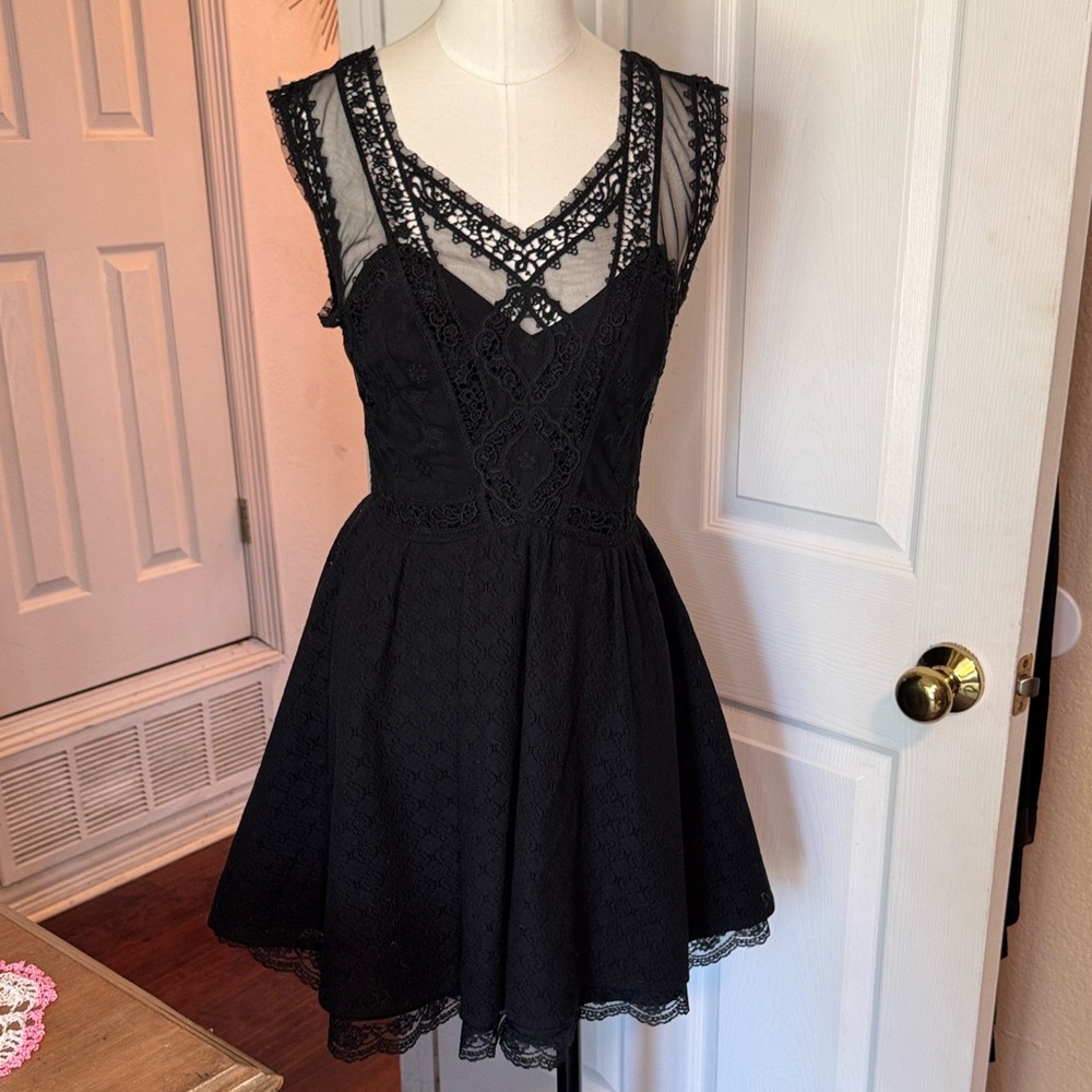 Free People Black Lace Mini dress sheer lace top fit & flare tulle layered skirt